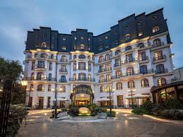 Epoque Hotel